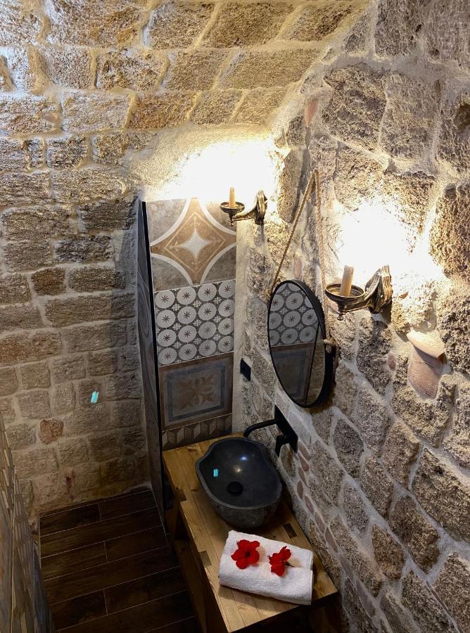 Stone Cave Suite Rhodes City 外观 照片