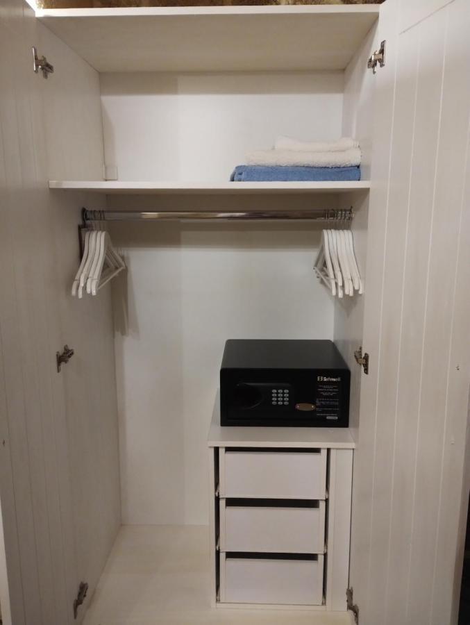 Stone Cave Suite Rhodes City 外观 照片