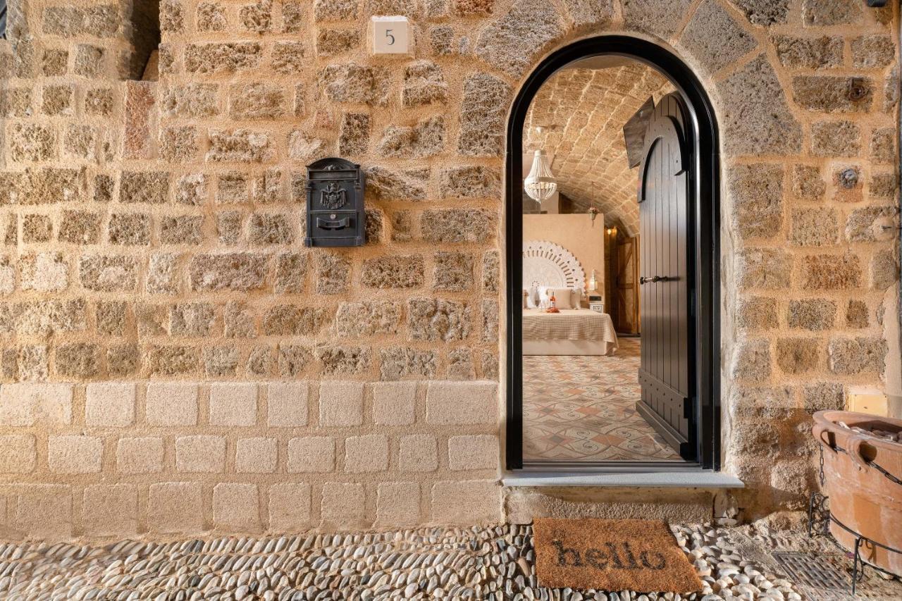 Stone Cave Suite Rhodes City 外观 照片