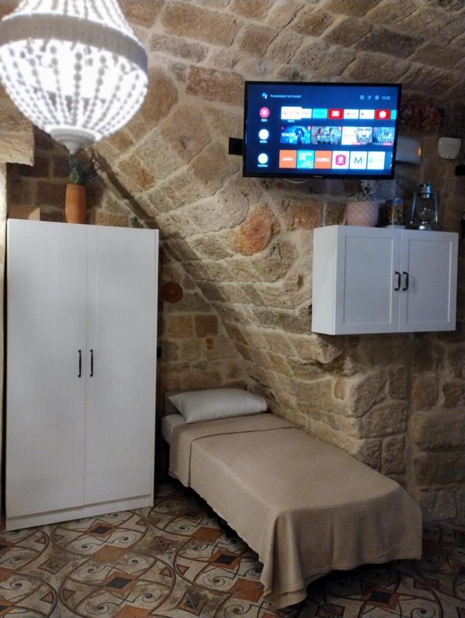 Stone Cave Suite Rhodes City 外观 照片